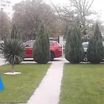 Abbazia Free Parking Near Center And Vrbas River *