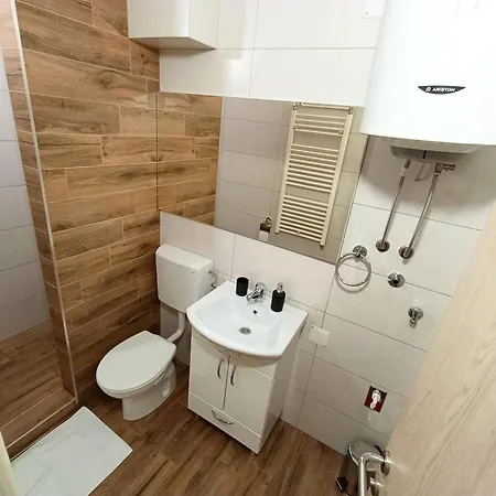 公寓 Abbazia Apartments Free Parking Near Center And Vrbas River *